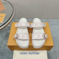 Louis Vuitton Slippers